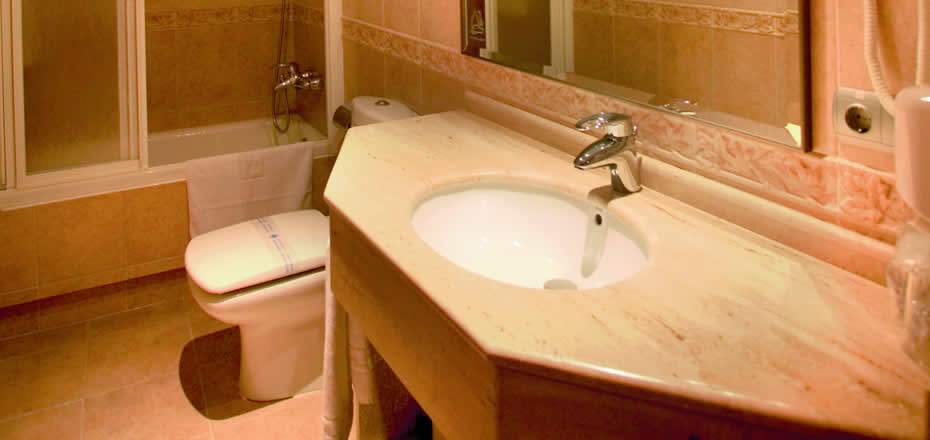Sensity Hotel Vent de Mar - Bathroom
